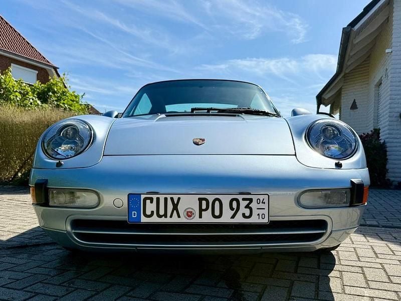 Silber Gebraucht 1996 Porsche 993 Coupé | 85.993 € (Superpreis) - Bild 1/4