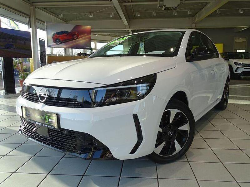 Gebraucht Opel Corsa-e Edition 100 kW (136 PS) 2023 Banquise weiß Kleinwagen