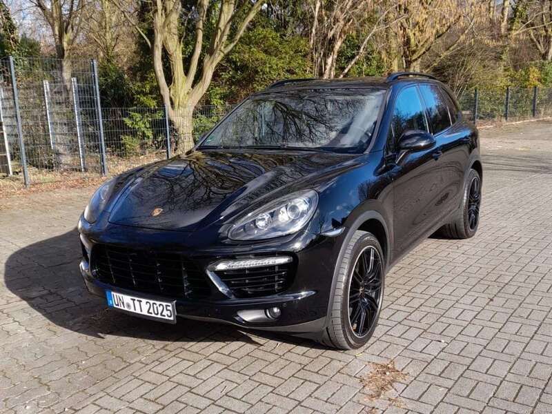 Schwarz Gebraucht 2012 Porsche Cayenne Turbo SUV | 30.500 € (Fairer Preis) - Bild 1/4