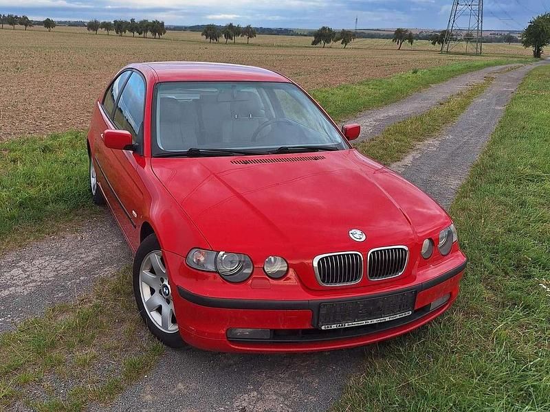 Gebraucht BMW 316 116 PS (85 kW) 2002 Rot Kleinwagen