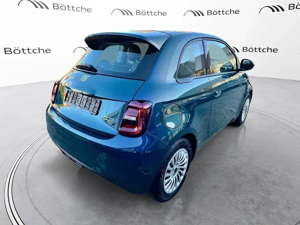Gebraucht Fiat 500e 86 kW (118 PS) 2023 Ozean grün Kleinwagen