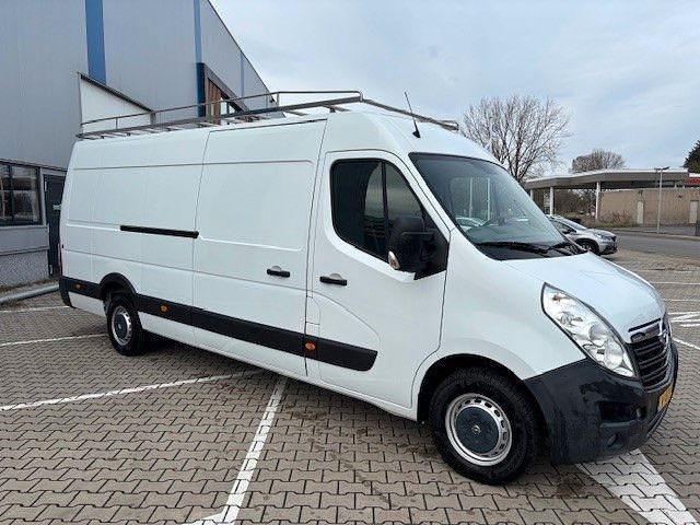 Gebraucht Opel Movano 145 PS (106 kW) 2017 Weiß Van / Kleinbus
