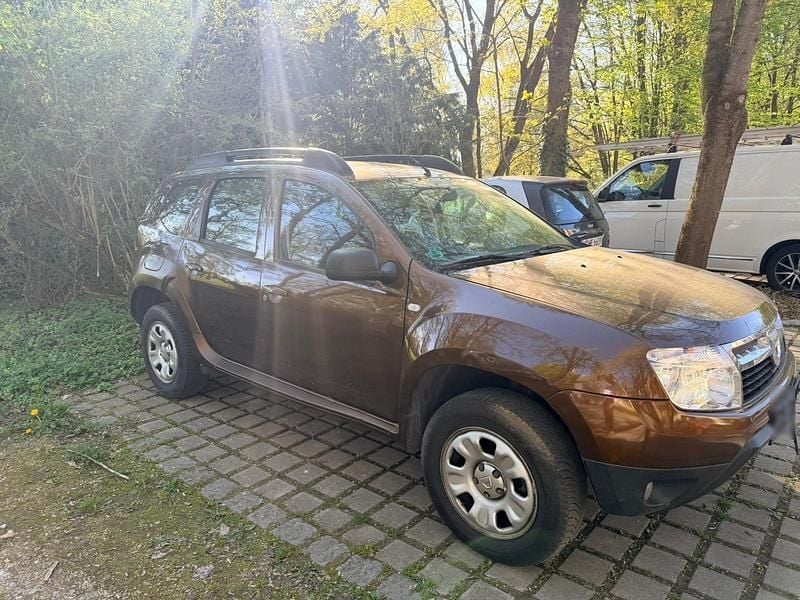 Gebraucht Dacia Duster Lauréate 105 PS (77 kW) 2010 Braun SUV