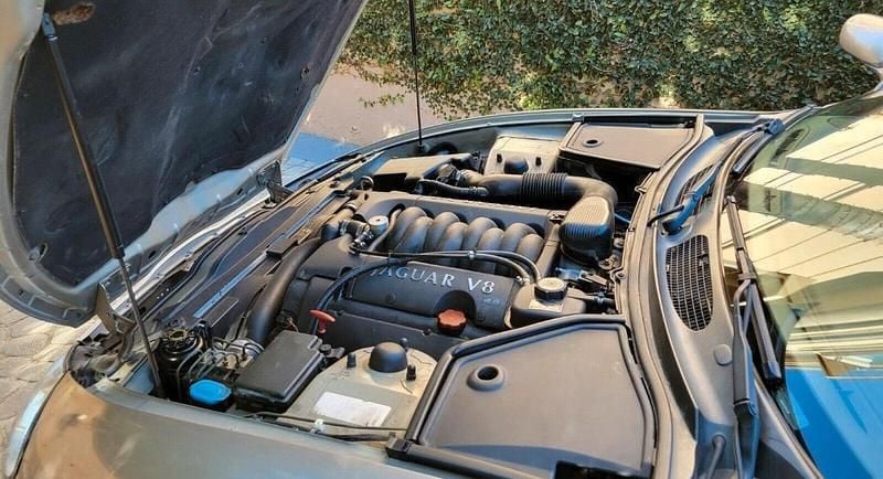 Gebraucht Jaguar XK8 300 PS (220 kW) 2001 Gold Coupé