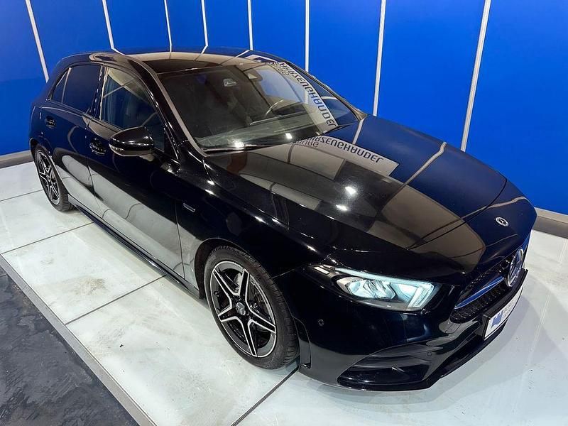 Gebraucht Mercedes A220 AMG line 190 PS (139 kW) 2020 Schwarz Limousine