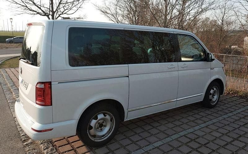 Gebraucht VW T6 Highline 204 PS (150 kW) 2017 Weiß Van