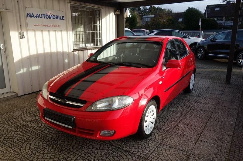 Rot Gebraucht 2009 Chevrolet Lacetti SX Limousine | 2.950 € (Etwas zu teuer) - Bild 1/4