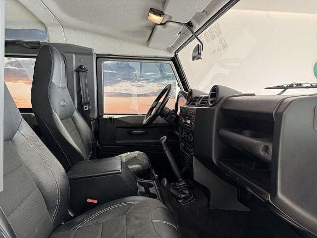 Gebraucht Land Rover Defender 122 PS (89 kW) 2014 Grau Kombi