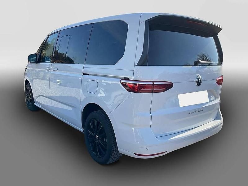 Gebraucht VW Multivan Life 204 PS (150 kW) 2024 Weiß Van