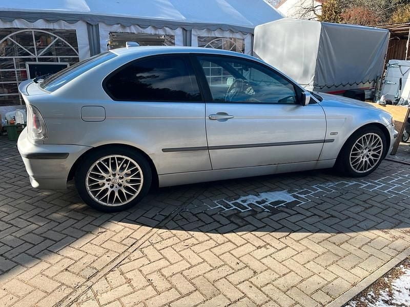 Gebraucht BMW 325 192 PS (141 kW) 2000 Silber