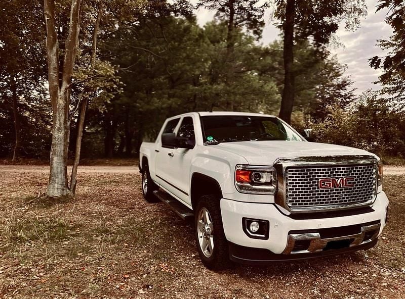 Weiß Gebraucht 2015 GMC Sierra Abholung | 37.000 € - Bild 1/4