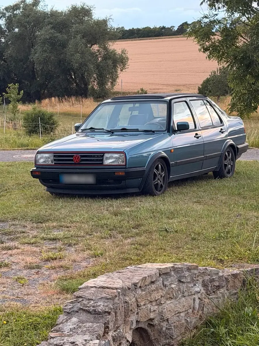 Gebraucht VW Jetta 87 PS (63 kW) 1987 Blau Limousine