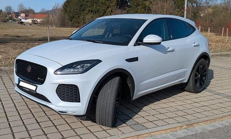 Gebraucht Jaguar E-Pace R-Dynamic 200 PS (147 kW) 2020 Weiß SUV