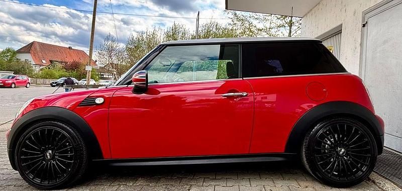 Second-hand Mini Cooper Pepper 122 CP (89 kW) 2010 Roșu Hatchback