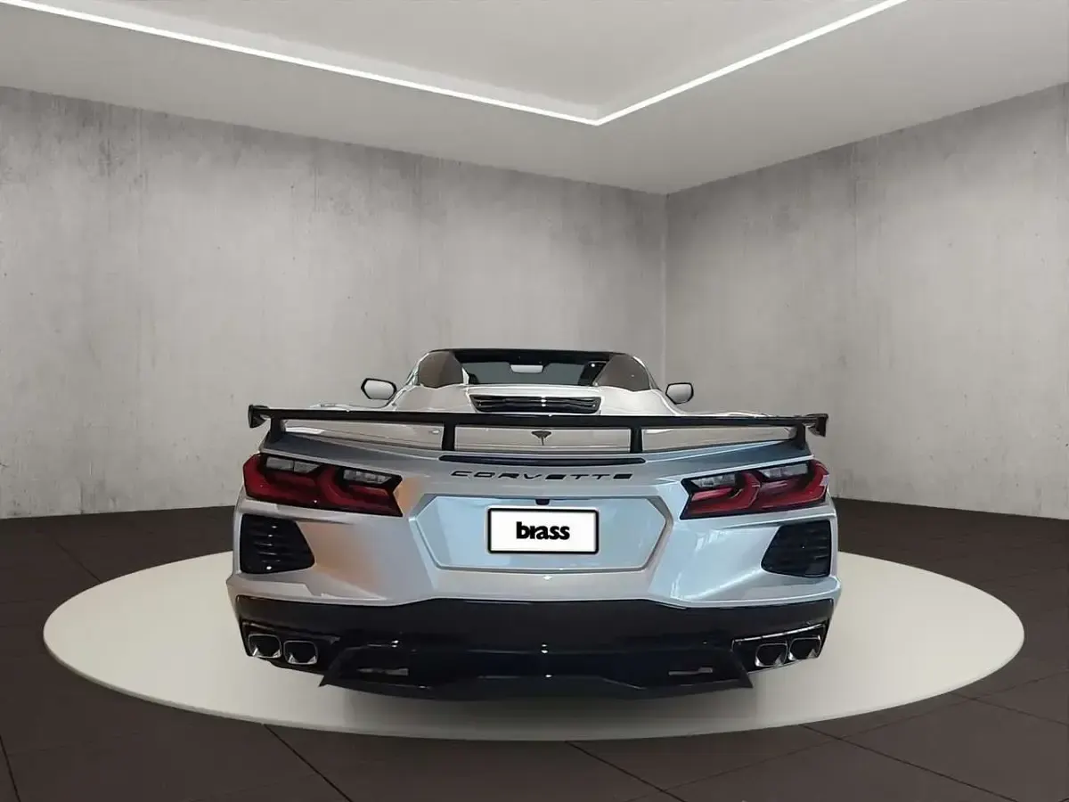 Nowe Corvette Stingray 481 KM (353 kW) 2026 Srebrny Kabriolet