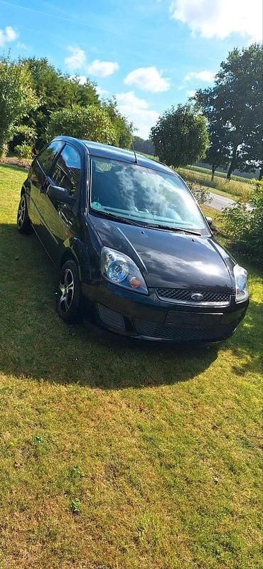Schwarz Gebraucht 2007 Ford Fiesta Kleinwagen | 300 € (Superpreis) - Bild 1/4