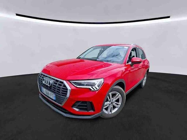 Tangorot metallic (metallic) Gebraucht 2022 Audi Q3 Comfort SUV | 29.950 € (Superpreis) - Bild 1/3
