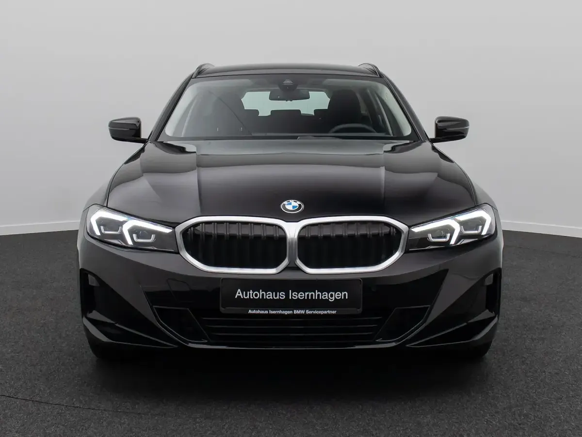 Brugt BMW 318 Shadowline 156 HK (114 kW) 2025 Sort Stationcar