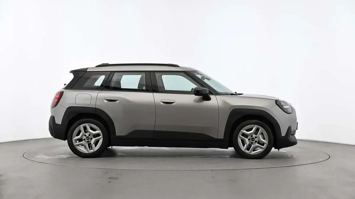 Gebraucht Mini Aceman Essential 135 kW (184 PS) 2025 Grau SUV