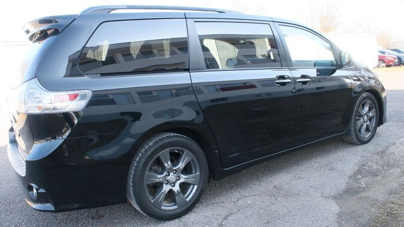 Gebraucht Toyota Sienna 269 PS (197 kW) 2017 Schwarz Van / Kleinbus