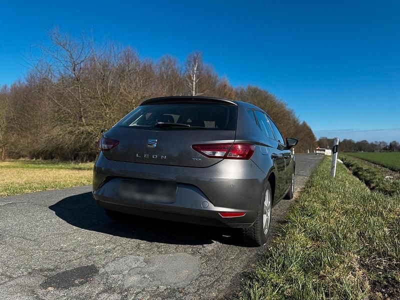 Second-hand Seat Leon 105 CP (77 kW) 2015 Maro Berlinǎ