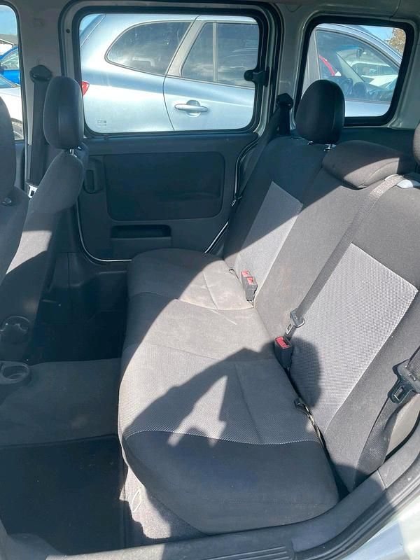 Gebraucht Opel Combo 93 PS (68 kW) 2009 Silber Van / Kleinbus