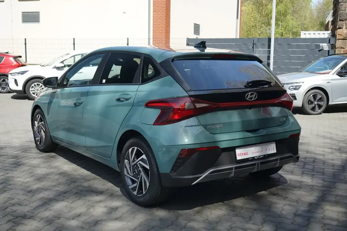 Gebraucht Hyundai i20 86 PS (63 kW) 2012 Grau Kleinwagen