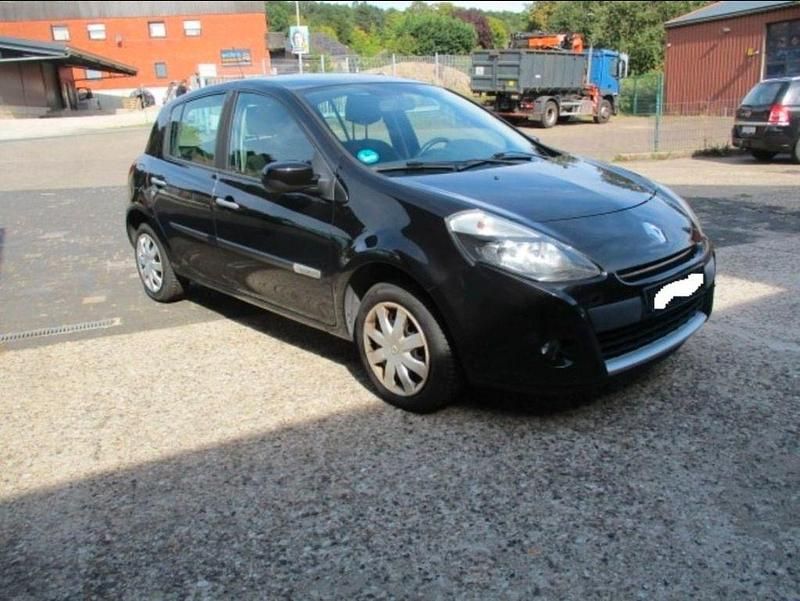 Gebraucht Renault Clio II Dynamique 75 PS (55 kW) 2011 Schwarz Limousine