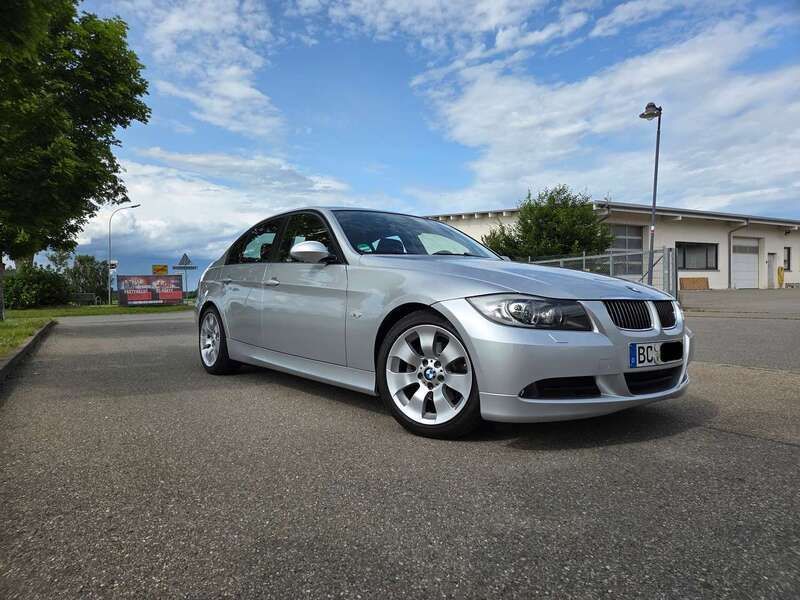 Silber Gebraucht 2006 BMW 320 Limousine | 9.450 € (Teuer) - Bild 1/4