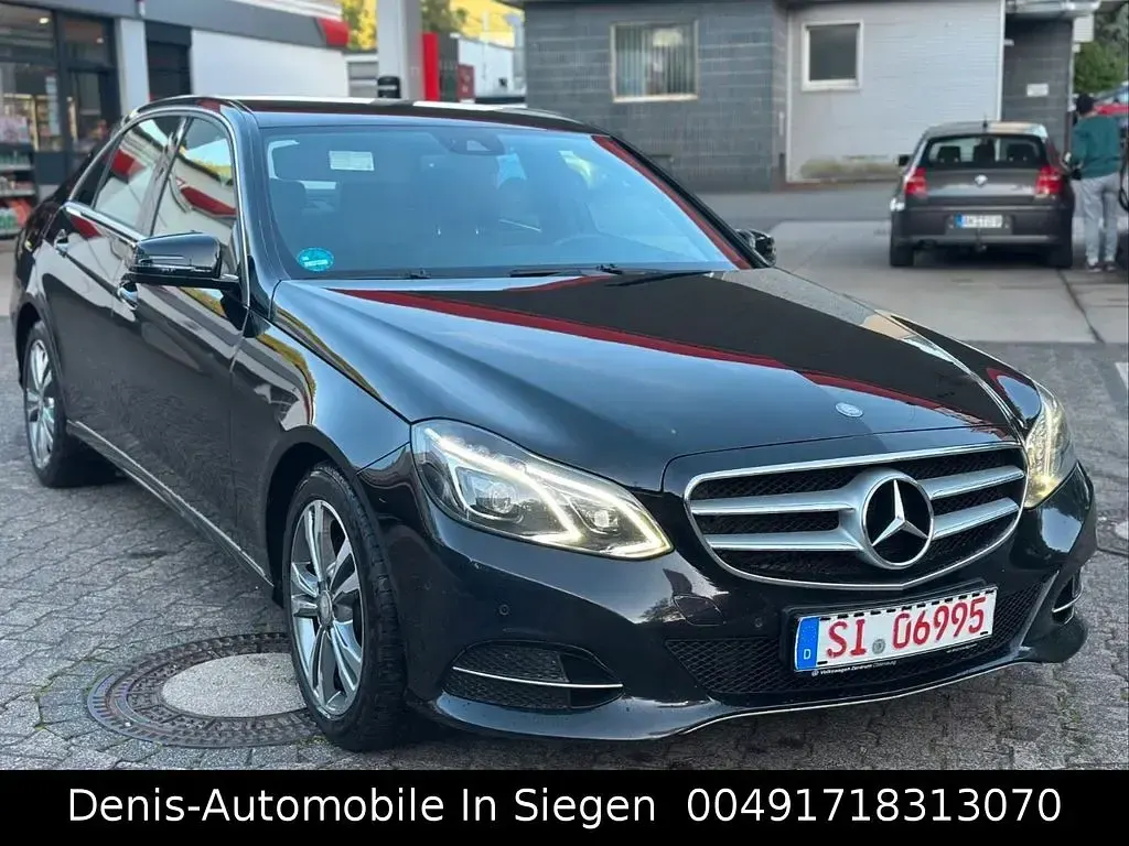 Gebraucht Mercedes E300 Avantgarde 231 PS (169 kW) 2013 Schwarz Limousine