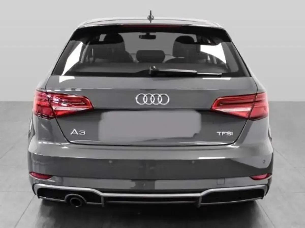 Gebraucht Audi A3 116 PS (85 kW) 2017 Grau Kombi