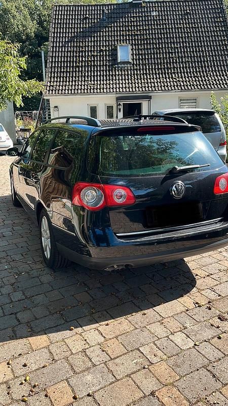 Gebraucht VW Passat 140 PS (102 kW) 2008 Schwarz Kombi