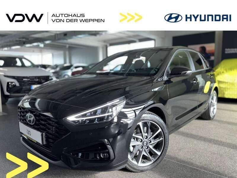 Abyss black (schwarz) Neu 2024 Hyundai i30 Advantage Limousine | 29.290 € (Fairer Preis) - Bild 1/4