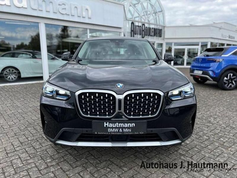 Gebraucht BMW X4 Performance 190 PS (139 kW) 2023 Schwarz SUV