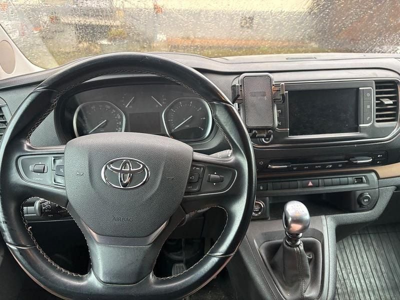 Gebraucht Toyota Proace 150 PS (110 kW) 2020 Schwarz Van / Kleinbus