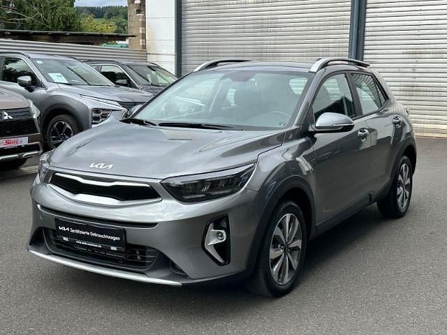 Grau Gebraucht 2024 Kia Stonic Vision SUV | 20.280 € (Fairer Preis) - Bild 1/3