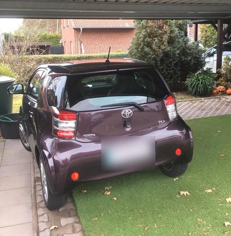 Gebraucht Toyota iQ 68 PS (50 kW) 2010 Kleinwagen