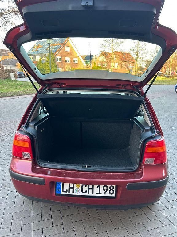 Gebraucht VW Golf IV 102 PS (75 kW) 2000 Rot Kleinwagen