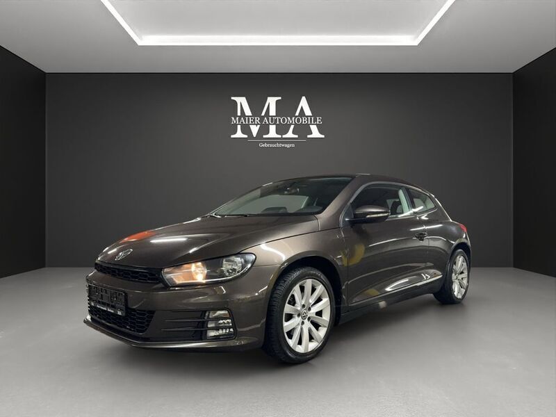 Braun Gebraucht 2016 VW Scirocco Basis Coupé | 12.350 € (Guter Preis) - Bild 1/4