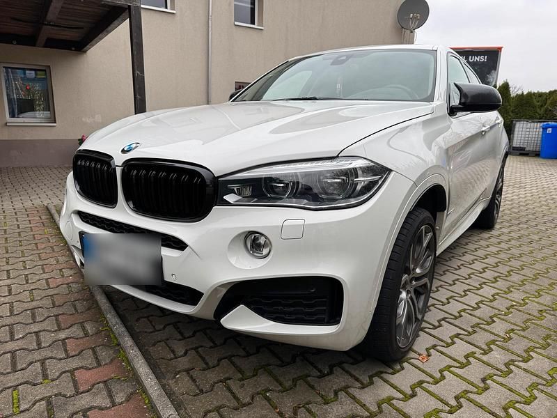 Weiß Gebraucht 2015 BMW X6 SUV | 29.900 € - Bild 1/4