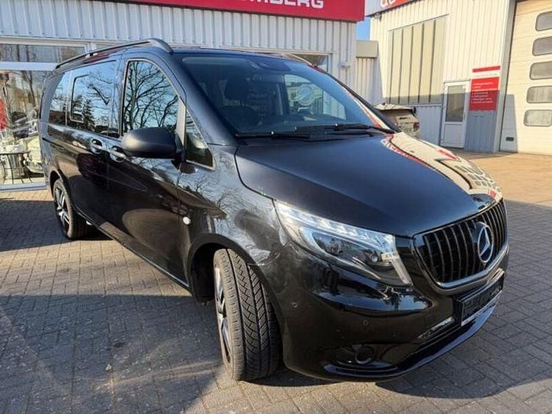 Gebraucht Mercedes Vito Edition 190 PS (139 kW) 2018 Schwarz Van