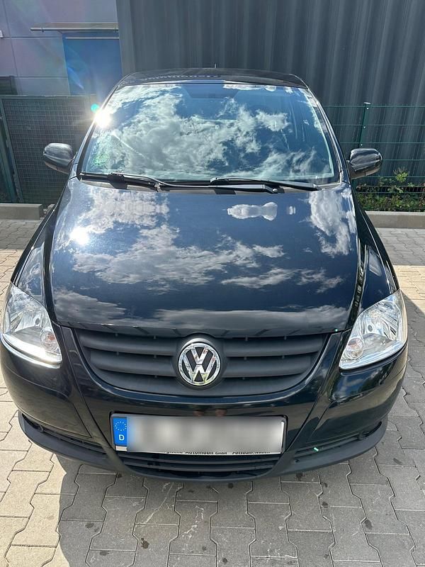 Schwarz Gebraucht 2010 VW Fox Kleinwagen | 1.350 € (Guter Preis) - Bild 1/4