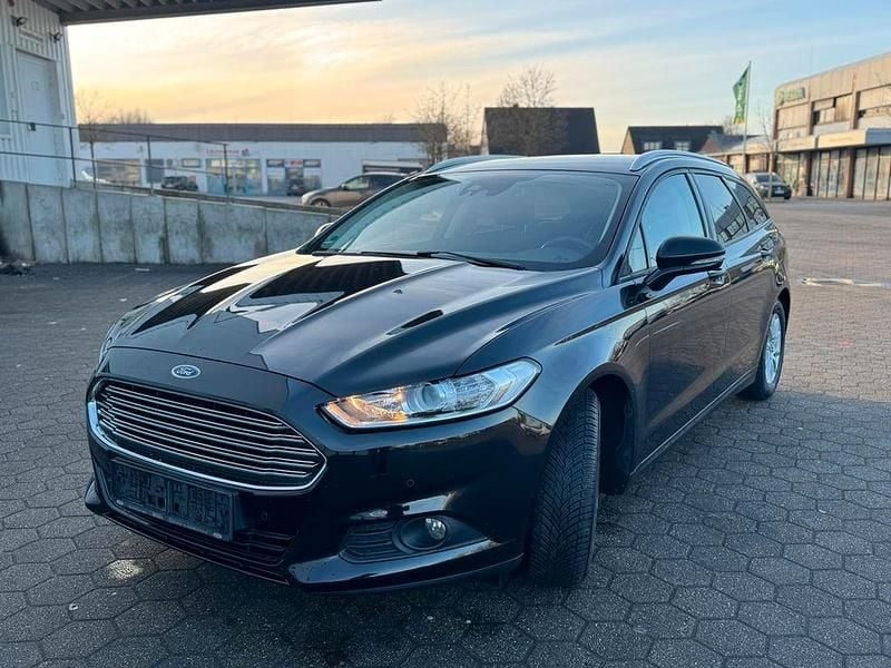 Gebraucht Ford Mondeo 160 PS (117 kW) 2018 Schwarz Limousine