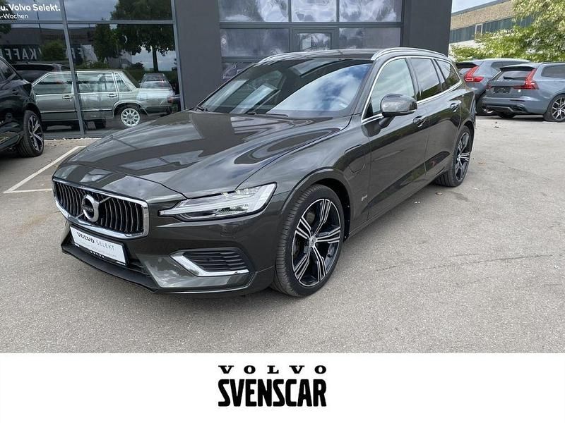 Grau Gebraucht 2021 Volvo V60 Inscription Kombi | 32.990 € (Fairer Preis) - Bild 1/4