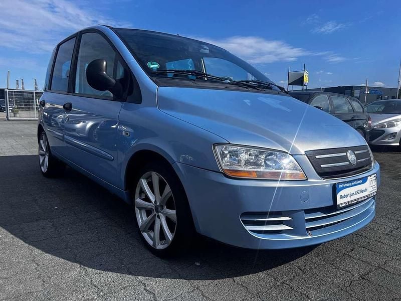 Gebraucht Fiat Multipla Dynamic 103 PS (75 kW) 2005 Blau Van / Kleinbus