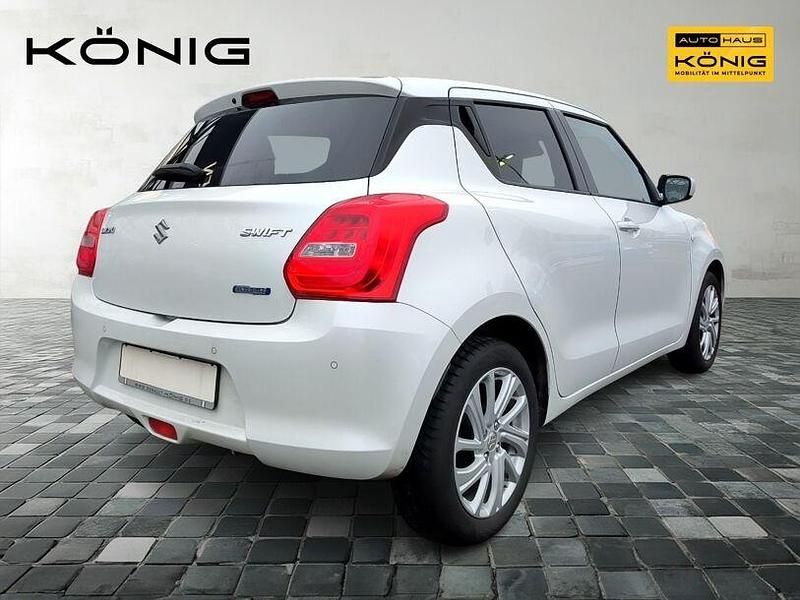 Gebraucht Suzuki Swift Comfort 83 PS (61 kW) 2023 Weiß Limousine