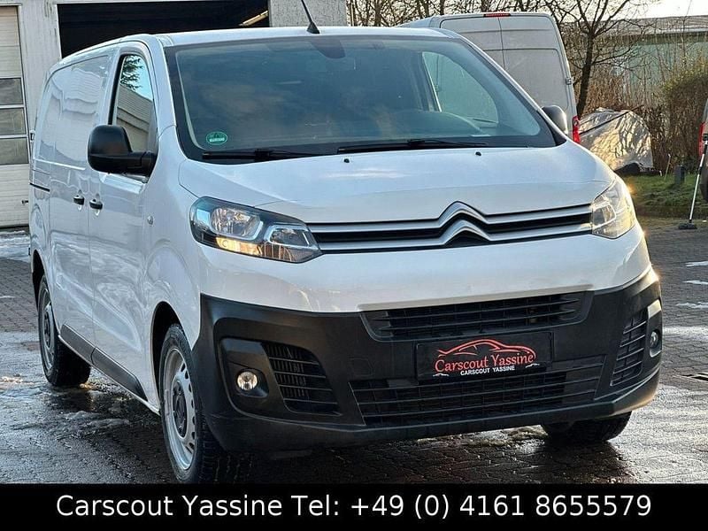 Weiß Gebraucht 2017 Citroën Jumpy Business Class Van / Kleinbus | 10.290 € (Fairer Preis) - Bild 1/4