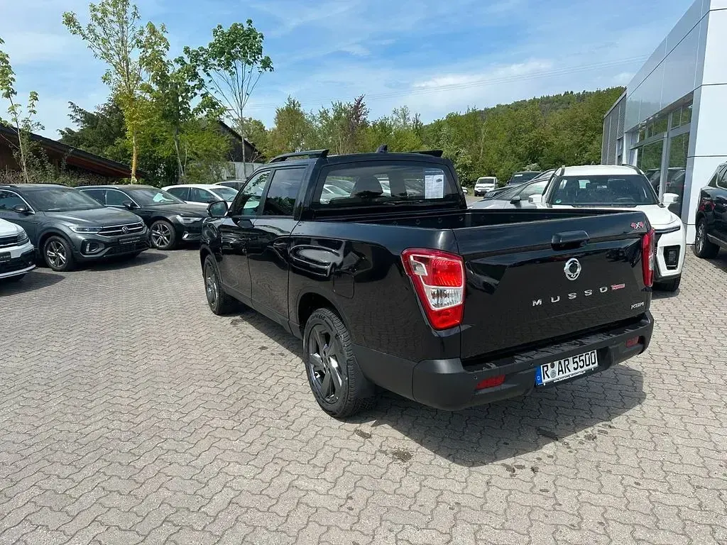 Gebraucht KGM Musso 203 PS (149 kW) 2026 Schwarz Pickup