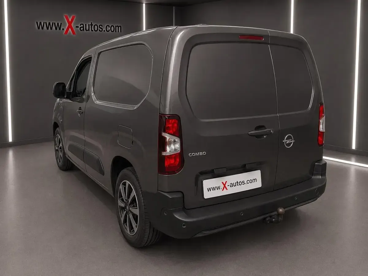 Gebraucht Opel Combo Edition 131 PS (96 kW) 2021 Grau Van / Kleinbus