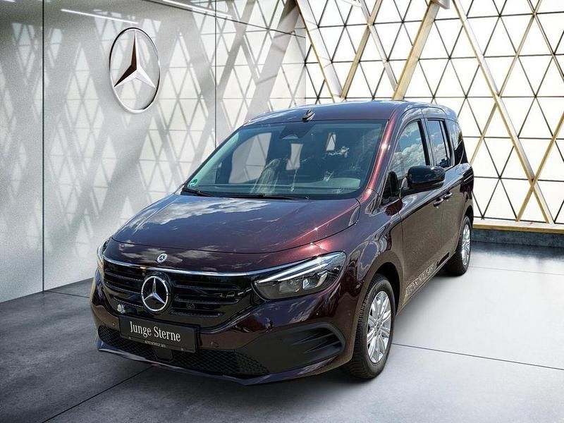 Rubellitrot metallic Gebraucht 2024 Mercedes EQT200 Van / Kleinbus | 24.939 € (Superpreis) - Bild 1/4